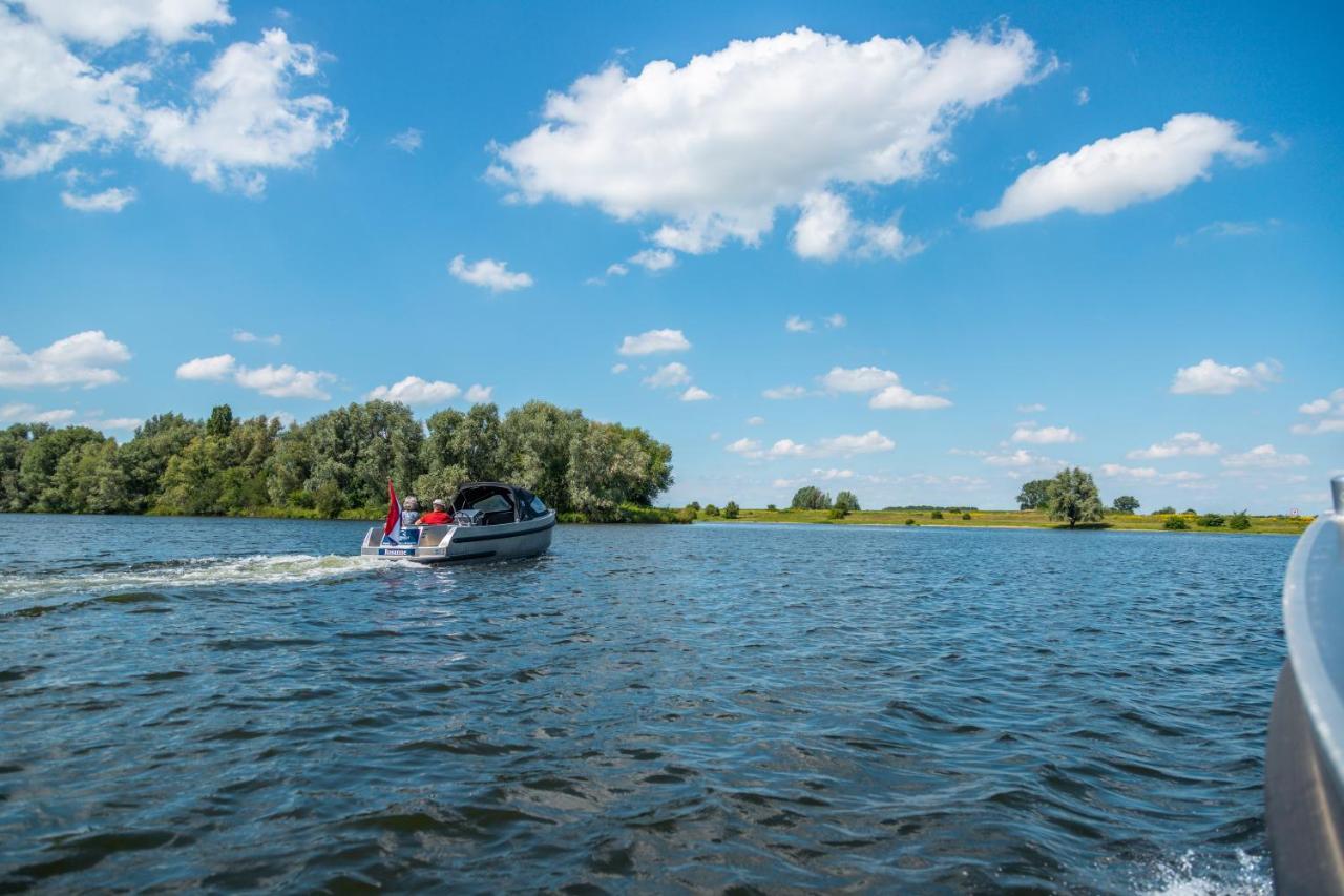 Vakantiepark Aan De Maas Kerkdriel Εξωτερικό φωτογραφία